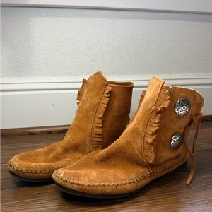 Minnetonka Double Button Women’s Moccasins with a Hard Sole